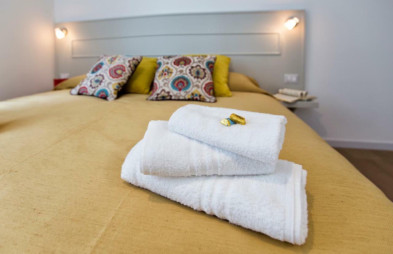 Jolie Julie Accomodation Sassari Ngoại thất bức ảnh