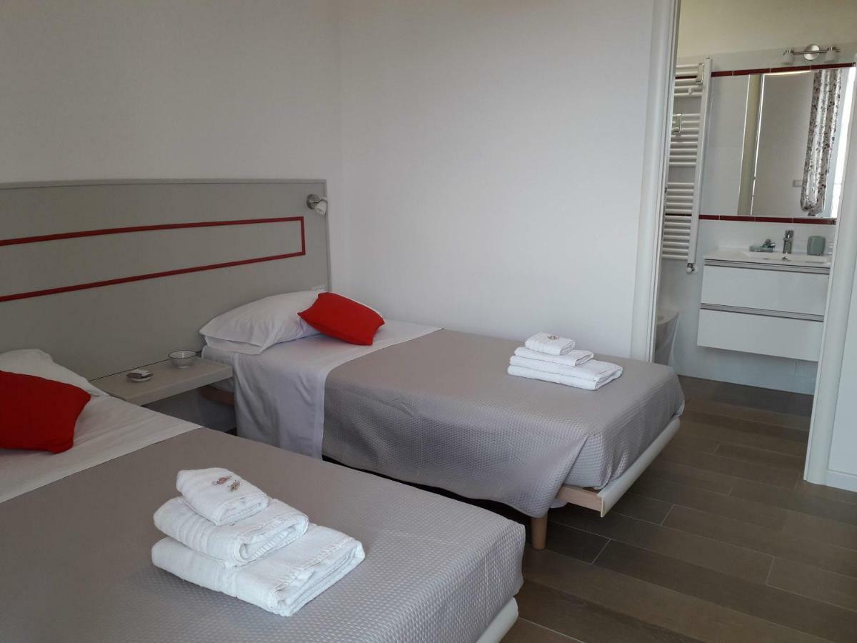 Jolie Julie Accomodation Sassari Ngoại thất bức ảnh