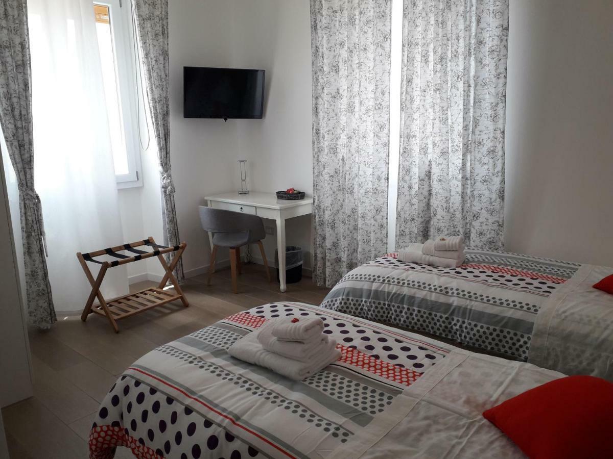Jolie Julie Accomodation Sassari Ngoại thất bức ảnh